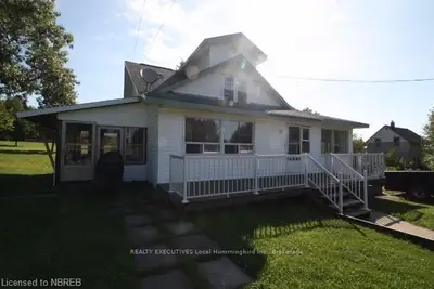 700 VALLEY VIEW Drive W, Powassan, ON P0H 1Z0