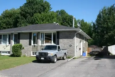 40 Lovell Avenue, North Bay, On P1a 3r8