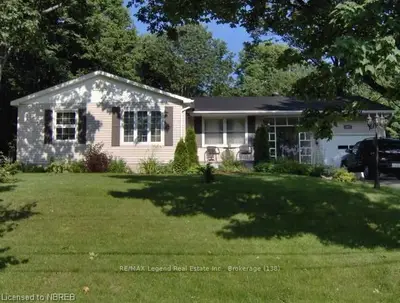 374 Greenhill Avenue, North Bay, On P1c 1j4