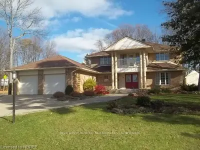 404 Greenhill Avenue, North Bay, On P1c 1j8