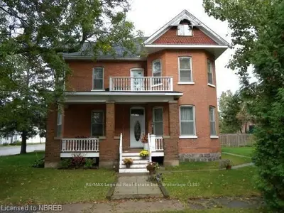25 MEMORIAL PARK Drive E, Powassan, ON P0H 1Z0