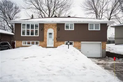 245 BARBER Avenue, North Bay, ON P1A 3G3