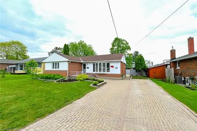 1591 JANE Street, North Bay, ON P1B 3J9