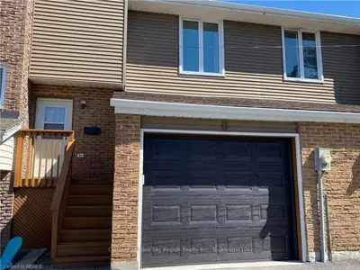 667 GORMANVILLE Road 6, North Bay, ON P1B 8N9