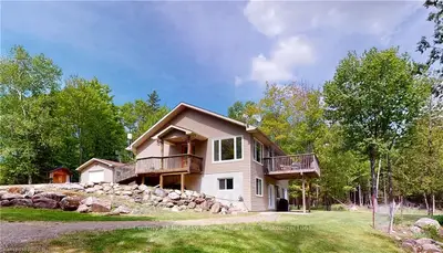 338 BIG MOOSE Road, East Ferris, ON P0H 1K0