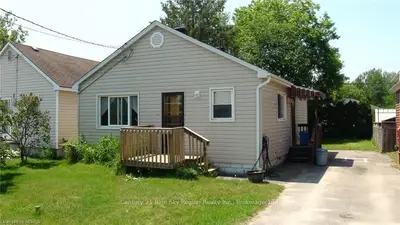 189 LEE Avenue, North Bay, ON P1A 2K4