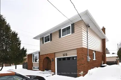 529 ELMWOOD Avenue, North Bay, ON P1B 8X8