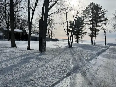 1167 PREMIER Road, North Bay, ON P1A 2J3