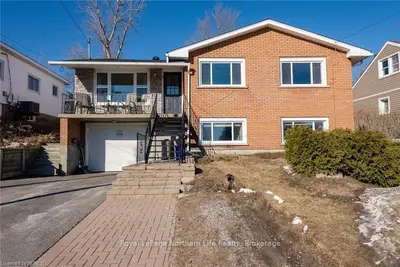856 JANE Street, North Bay, ON P1B 3H5