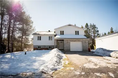 507 MORRISON Street W, Powassan, ON P0H 2L0