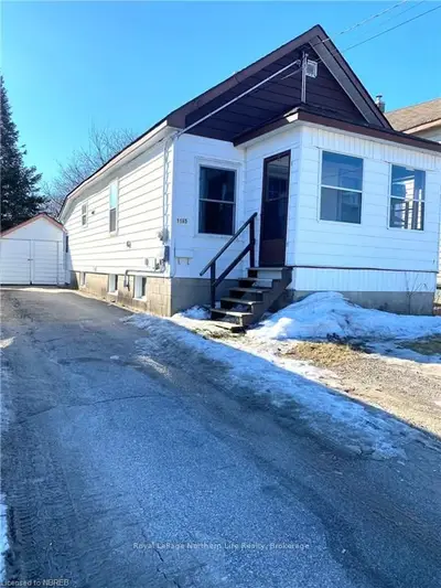 1165 HAMMOND Street, North Bay, ON P1B 2J1