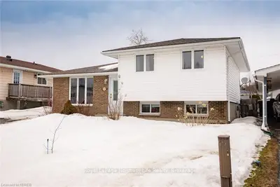 410 MAGEAU Street, West Nipissing, ON P2B 3G2