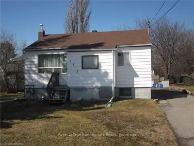 1713 MARY Street, North Bay, ON P1B 6L8