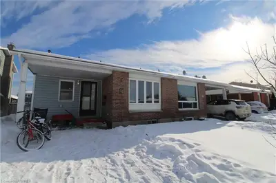 14 DOVER Court, North Bay, ON P1B 9G6