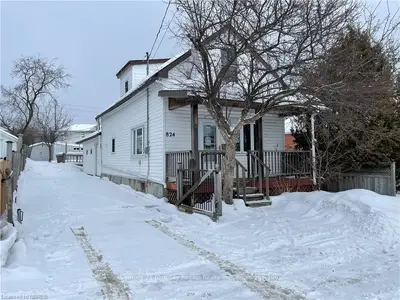 824 MCINTYRE Street E, North Bay, ON P1B 1G1