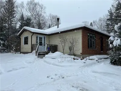 6775 HWY 63, North Bay, ON P1B 8G4