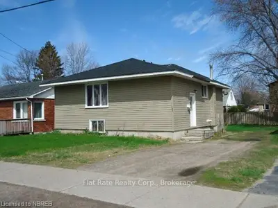 11 Gertrude Street W, North Bay, On P1a 1j2
