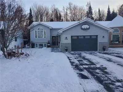 436 HOLDITCH Street, West Nipissing, ON P2B 3C7