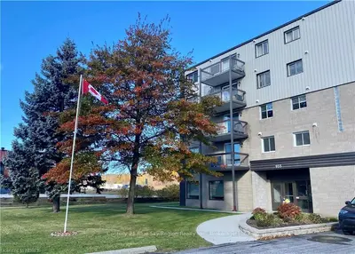 955 STOCKDALE Road 302, North Bay, ON P1B 9G3