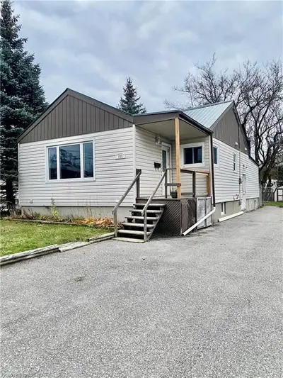 193 MORLAND Avenue, North Bay, ON P1B 7R8