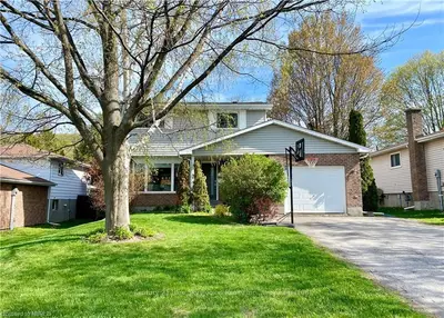 321 CARTIER Street, North Bay, ON P1B 8N4