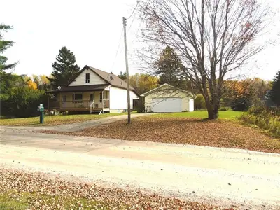 29 EDMOND Road, East Ferris, ON P0H 1B0