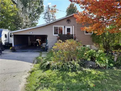 307 GREENWOOD Avenue, North Bay, ON P1B 5G3