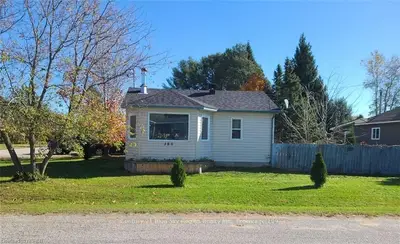 380 HOLDITCH Street, West Nipissing, ON P2B 3C7