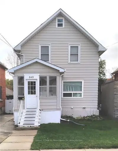 849 COPELAND Street, North Bay, ON P1B 3E3