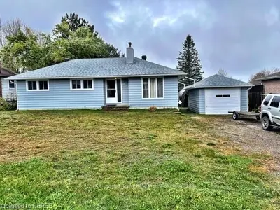 85 BESSERER Road, North Bay, ON P1B 8G3