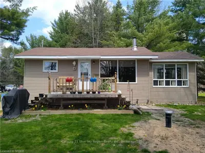 47 JONES Road, Nipissing, ON P0H 1H0