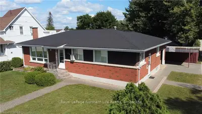 216 LEVESQUE Street, West Nipissing, ON P2B 1M6