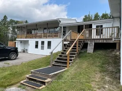 190 BARNETT Road, North Bay, ON P1B 8G3