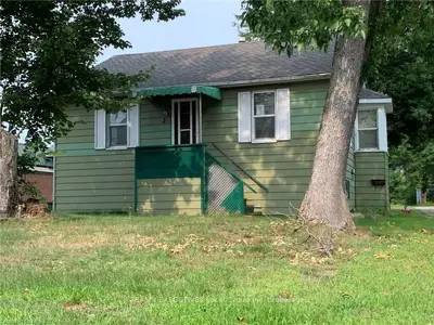 544 LAKESHORE Drive, North Bay, ON P1A 2E6