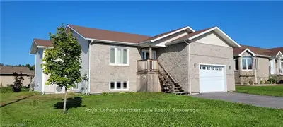 33 TAMERACK Avenue, West Nipissing, ON P2B 3H3