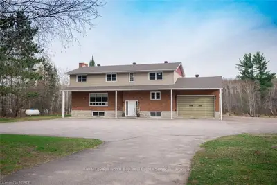 40 TAGGART LAKE Road, Papineau-Cameron, ON P0H 1V0
