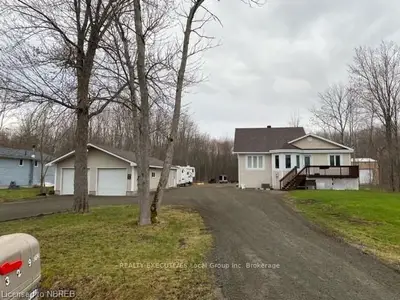 329 FORT Road, West Nipissing, ON P2B 2W4