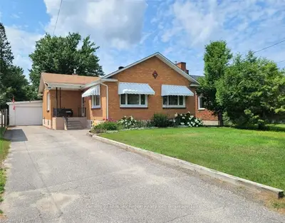 61 MAIN Street, West Nipissing, ON P2B 1N4