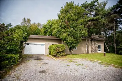 3733 HWY 11 N, North Bay, ON P1B 8G3