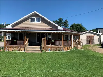 398 MCKENZIE Street, Mattawa, ON P0H 1V0