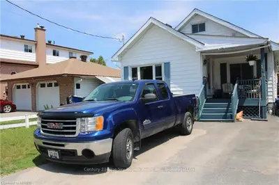 244 KING Street W, North Bay, ON P1B 5Z8