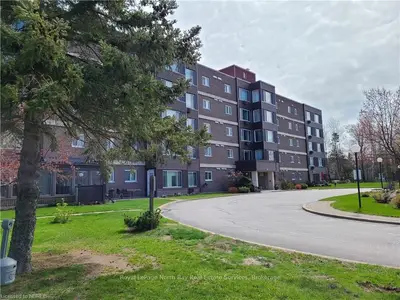 118 BLAIR Street 204, North Bay, ON P1A 4J1