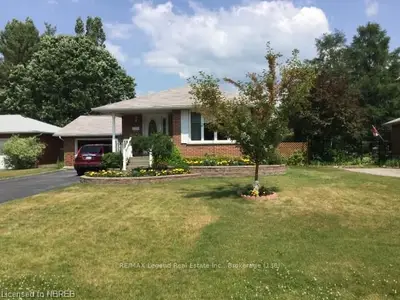 36 Prince Edward Drive, North Bay, On P1a 2t4