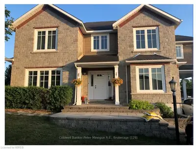 345 ELMWOOD Avenue, North Bay, ON P1B 9N4