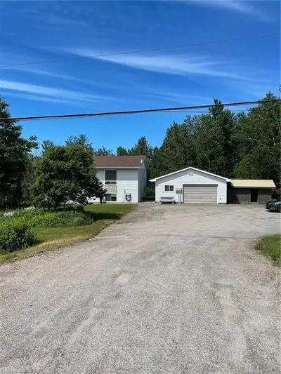 2746 HWY 17 E, East Ferris, ON P0H 1K0
