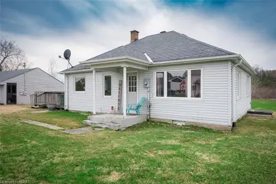 309 MARK Street, Bonfield, ON P0H 1E0