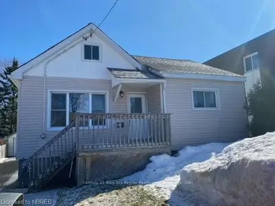 416 DUKE Street W, North Bay, ON P1B 6G1