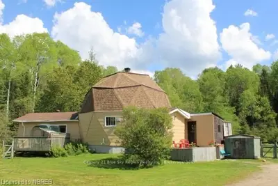 634 Jodouin Road, Papineau-cameron, On P0h 1v0