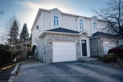 2630 CONNAUGHT Avenue, North Bay, ON P1B 9R5
