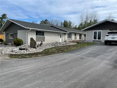 32 ASHWOOD Avenue, East Ferris, ON P0H 1K0